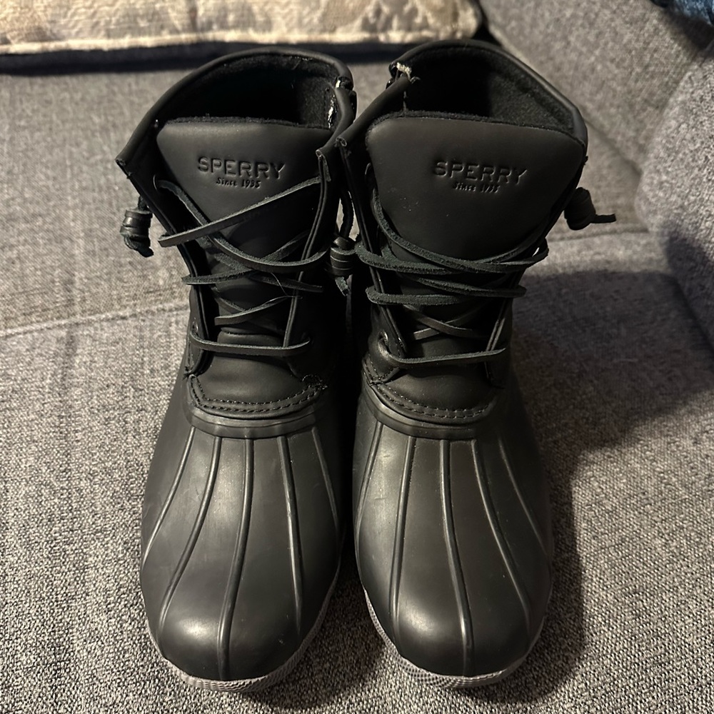 Sperry Kids Saltwater Duck Boot - Girls Size 5